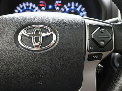 Used 2018 Toyota 4Runner Limited AWD/4WD image 27