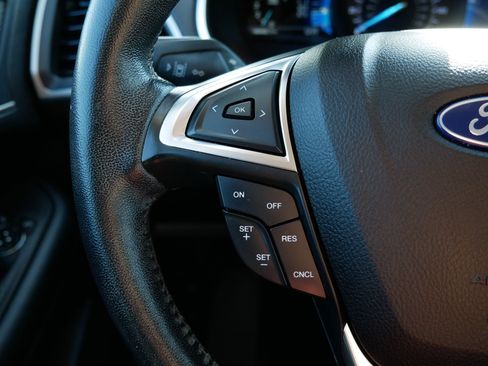 Used 2021 Ford Edge SEL image 29