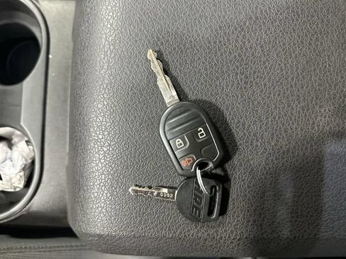 Used 2013 Ford F150 STX w/ Mid Equipment Group AWD/4WD image 33