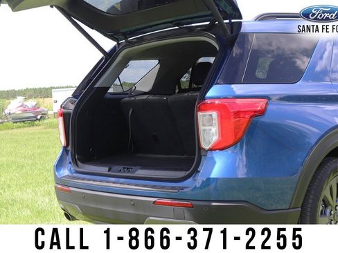 Used 2022 Ford Explorer XLT w/ Equipment Group 202A image 46