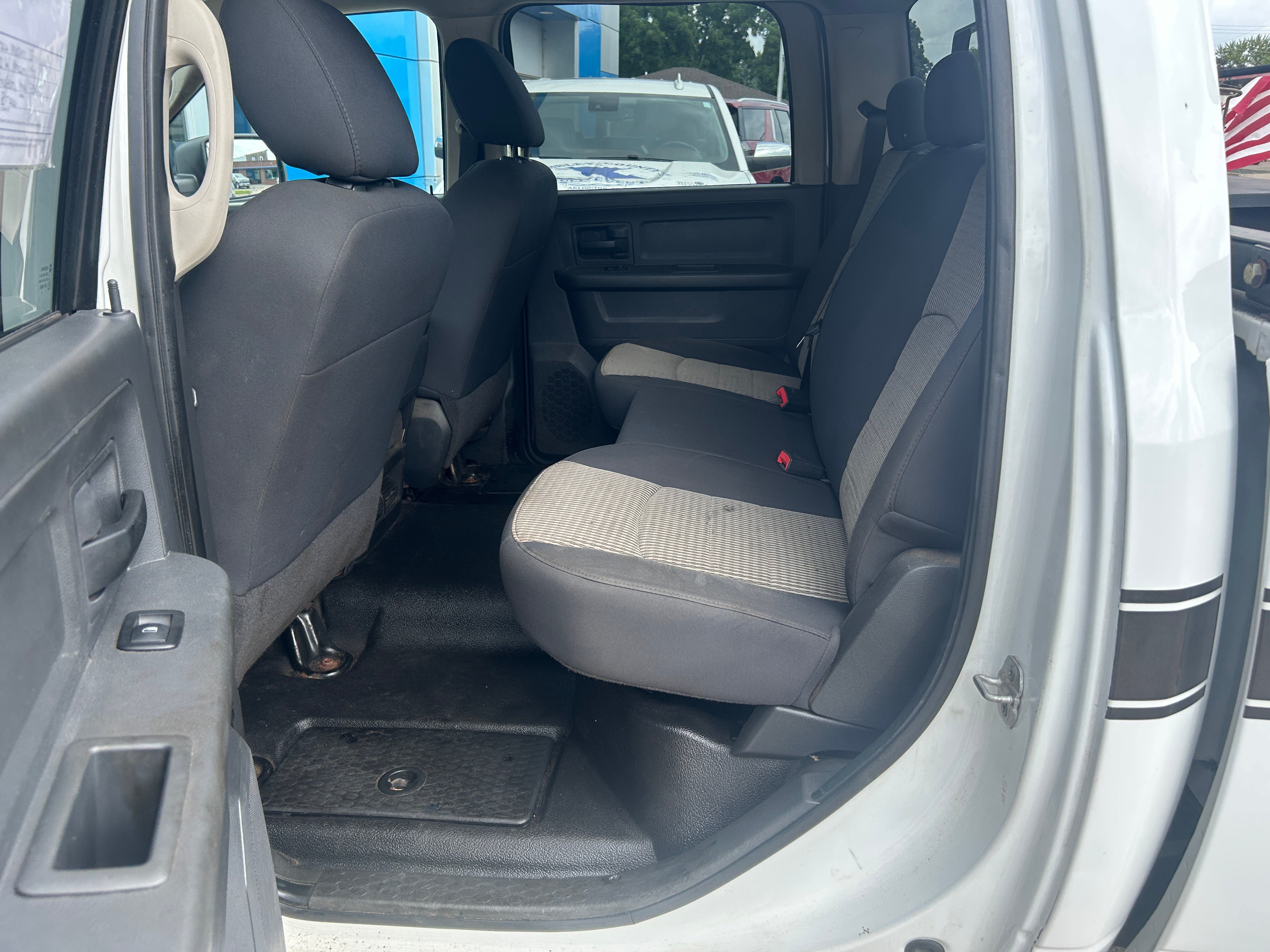 Used 2010 Dodge Ram 2500 Truck ST w/ ST Popular Equipment Group AWD/4WD image 25