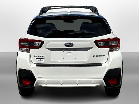 Used 2022 Subaru Crosstrek 2.0i Premium w/ Moonroof Package image 4