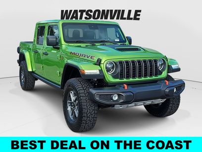 New 2025 Jeep Gladiator Mojave w/ Convenience Group