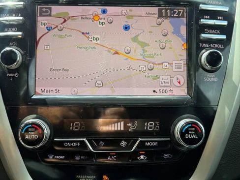 Used 2019 Nissan Murano SV AWD/4WD image 25