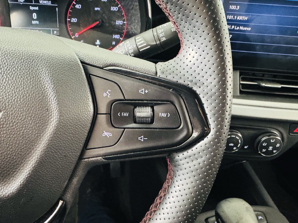 Used 2024 Chevrolet Trax RS w/ Driver Confidence Package FWD image 13