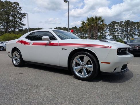 Used 2015 Dodge Challenger R/T Plus image 2