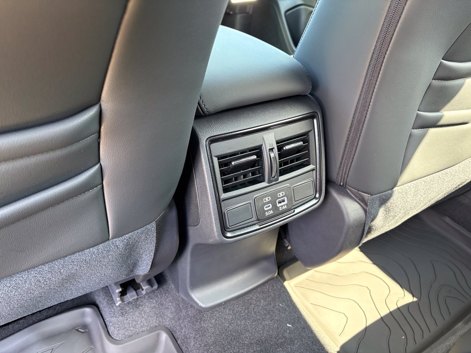 New 2026 Subaru Forester Premium AWD/4WD image 30