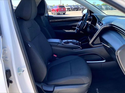 Used 2023 Hyundai Tucson Blue image 9