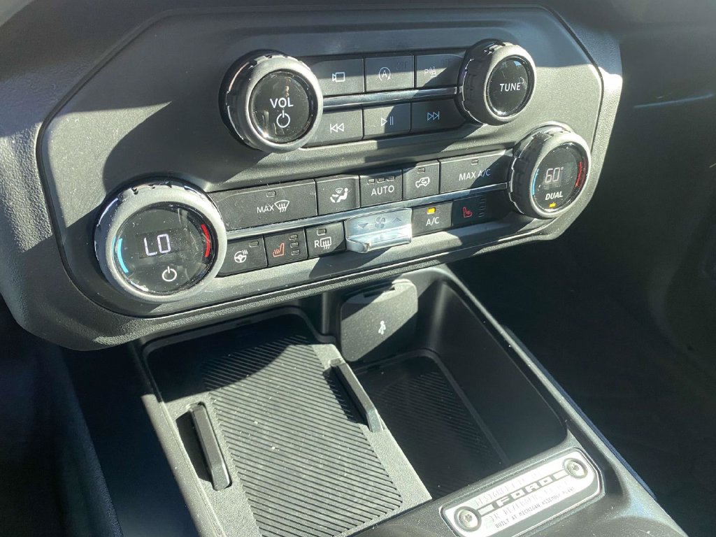 Used 2025 Ford Bronco Outer Banks AWD/4WD image 25