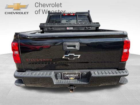 Used 2017 Chevrolet Silverado 1500 LT w/ Redline Edition image 4