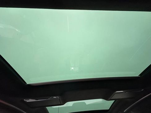 Used 2021 Audi S8 L image 17