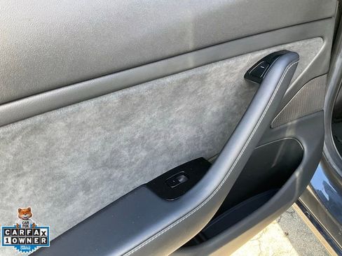 Used 2018 Tesla Model 3 Long Range image 32