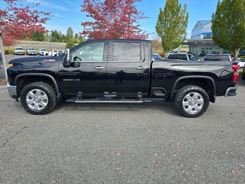 Certified 2020 Chevrolet Silverado 3500 LTZ w/ LTZ Plus Package image 3