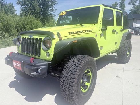 Used 2016 Jeep Wrangler Unlimited Rubicon AWD/4WD image 3
