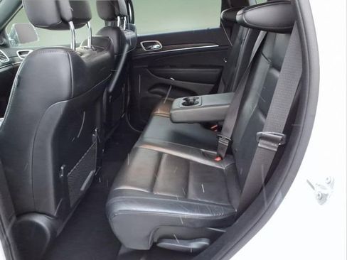 Used 2020 Jeep Grand Cherokee Limited image 13