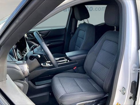 Used 2025 Chevrolet Equinox LT image 22