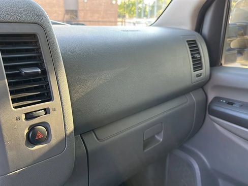 Used 2018 Nissan NV 2500 SV w/ Navigation Package RWD image 34
