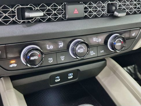 Used 2023 Honda Accord EX image 14