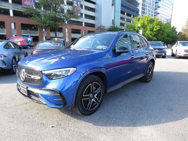Used 2026 Mercedes-Benz GLC 300 4MATIC image 1