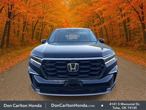 Used 2025 Honda Pilot EX-L image 2