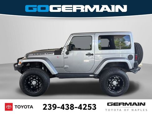 Used 2016 Jeep Wrangler Rubicon AWD/4WD image 3