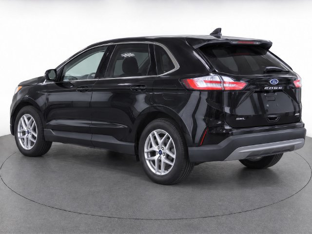 Used 2024 Ford Edge SEL AWD/4WD image 8