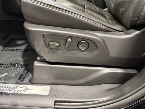 Used 2025 Chevrolet Silverado 1500 High Country w/ High Country Premium Package image 14