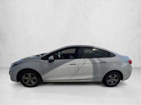 Used 2016 Chevrolet Cruze LS image 8