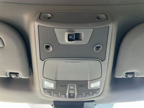 Used 2019 Ford F150 Lariat image 18