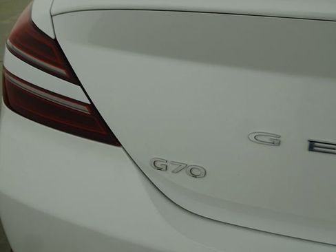 Used 2024 Genesis G70 2.5T image 47