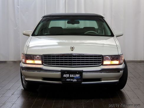 Used 1996 Cadillac De Ville Sedan FWD image 5