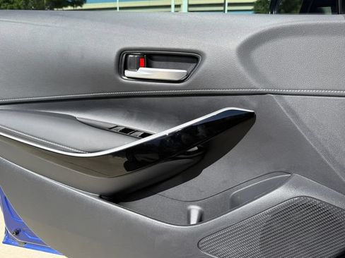 Used 2025 Toyota Corolla XSE FWD image 22
