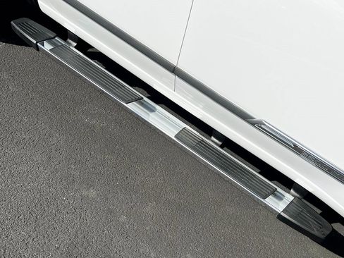 Used 2024 Chevrolet Silverado 2500 High Country image 17