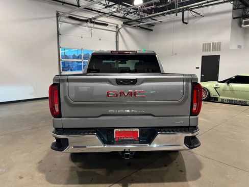 Used 2025 GMC Sierra 1500 SLT image 4