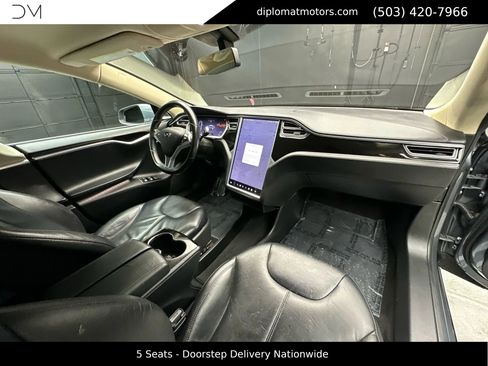 Used 2014 Tesla Model S 85 image 19