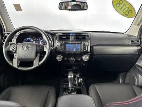 Used 2018 Toyota 4Runner TRD Off-Road Premium AWD/4WD image 15