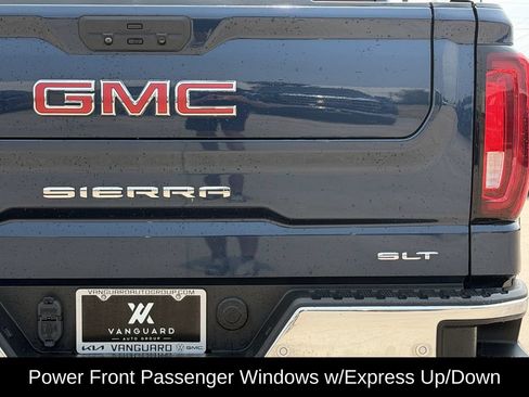 Used 2022 GMC Sierra 1500 SLT RWD image 9