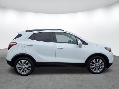 Used 2018 Buick Encore Preferred FWD image 3