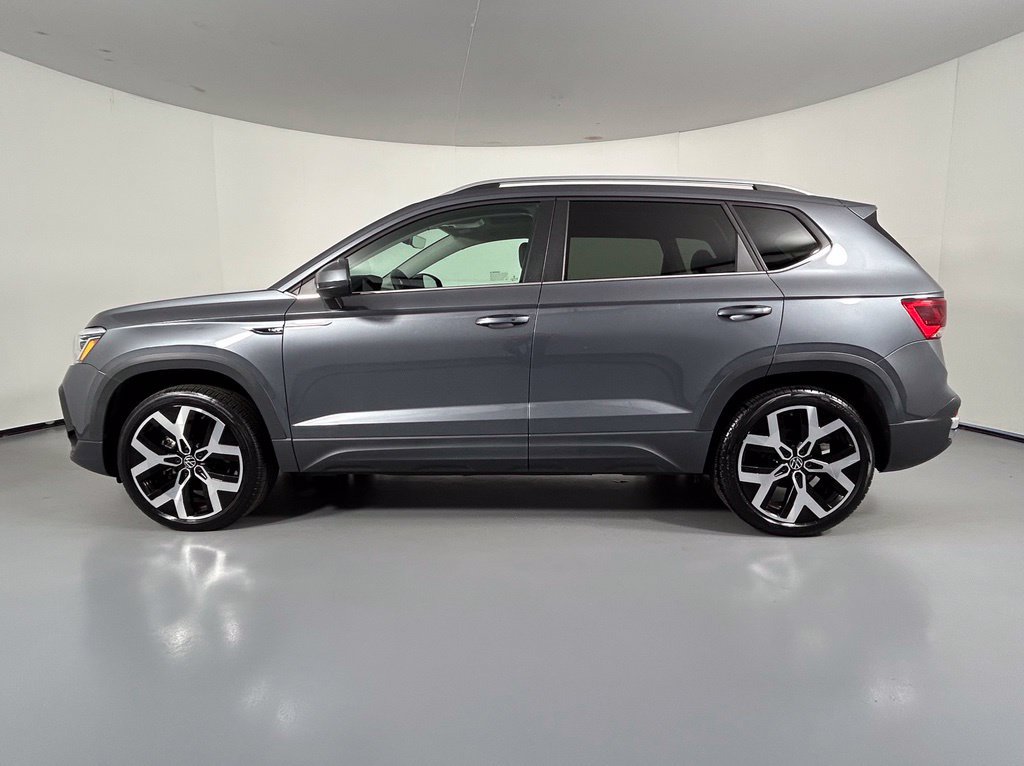 Used 2023 Volkswagen Taos SEL AWD/4WD image 4