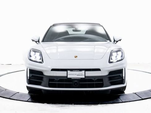 Certified 2024 Porsche Panamera 4 image 10