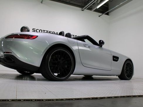 Used 2019 Mercedes-Benz AMG GT Roadster image 20