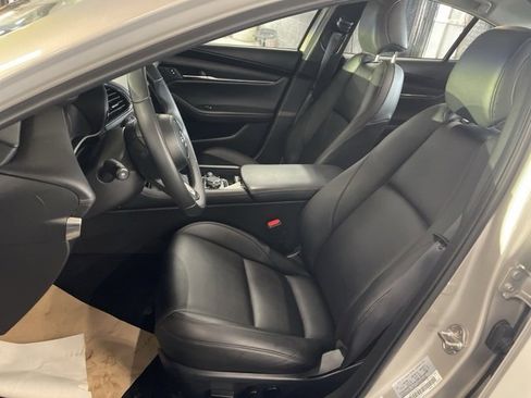 Used 2025 MAZDA MAZDA3 s image 12