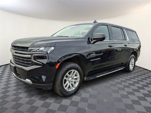 Certified 2023 Chevrolet Suburban LT image 3