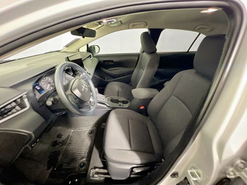 Used 2024 Toyota Corolla LE FWD image 14