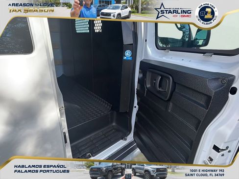 Used 2024 Chevrolet Express 2500 w/ Driver Convenience Package image 20