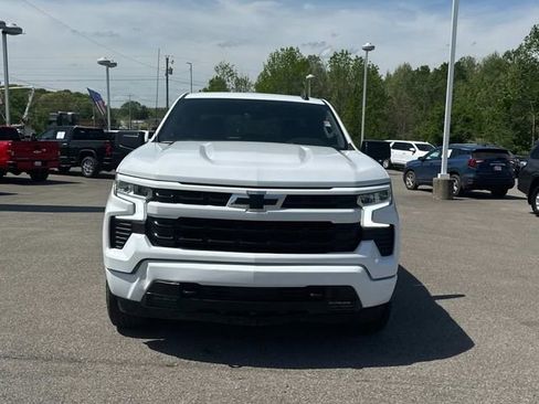 Used 2023 Chevrolet Silverado 1500 RST w/ Z71 Off-Road Package AWD/4WD image 9