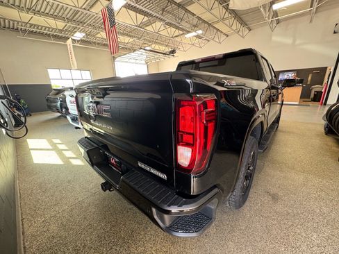 Used 2023 GMC Sierra 1500 Elevation w/ Elevation Premium Package AWD/4WD image 5
