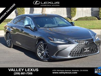 Used 2025 Lexus ES 300h w/ Premium Package