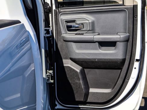 Used 2024 RAM 1500 Classic SLT image 38