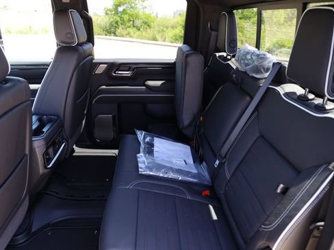 New 2026 GMC Sierra 2500 AT4X AWD/4WD image 13
